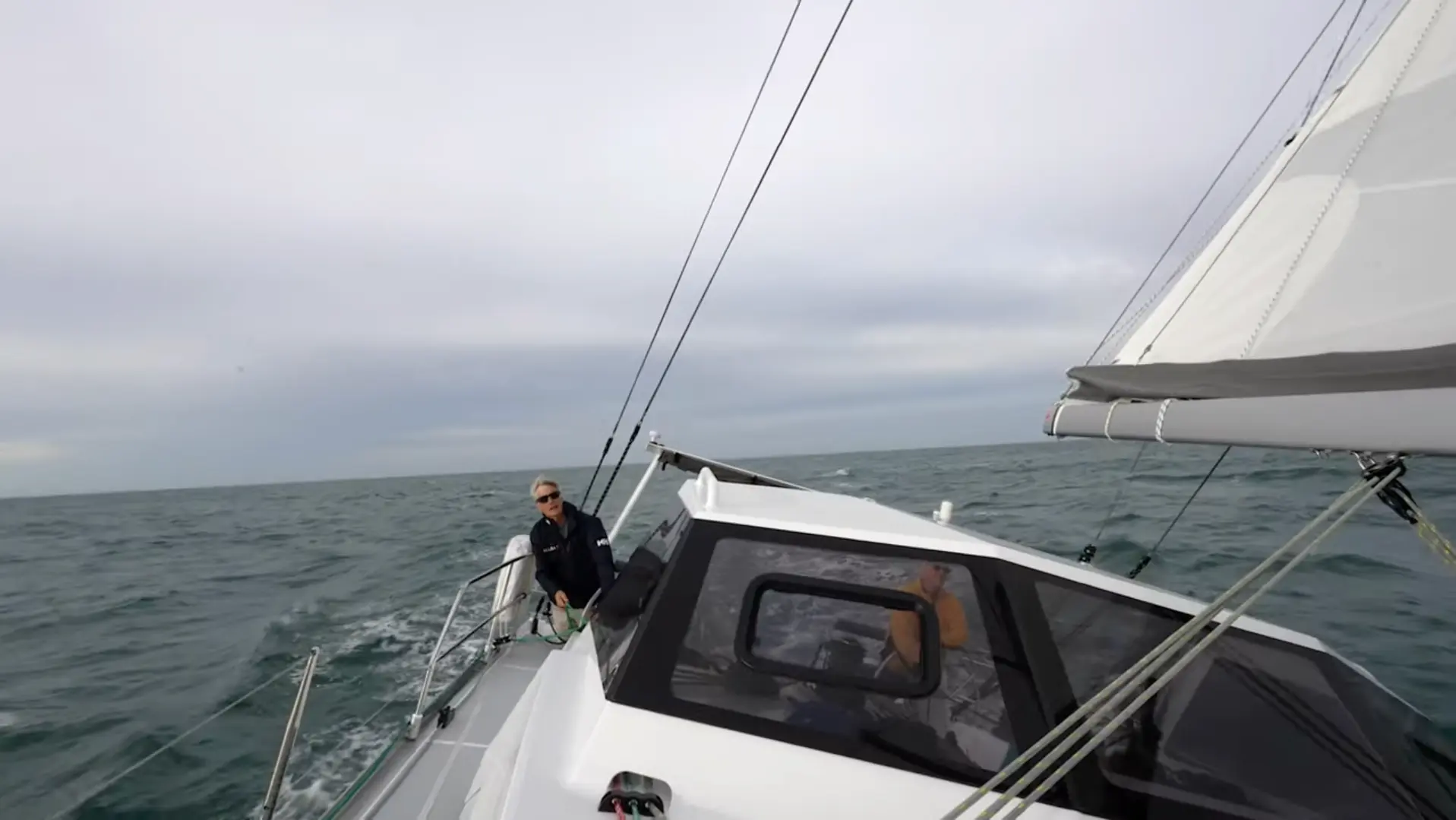 OVNI 370 visite guidée avec Alubat America