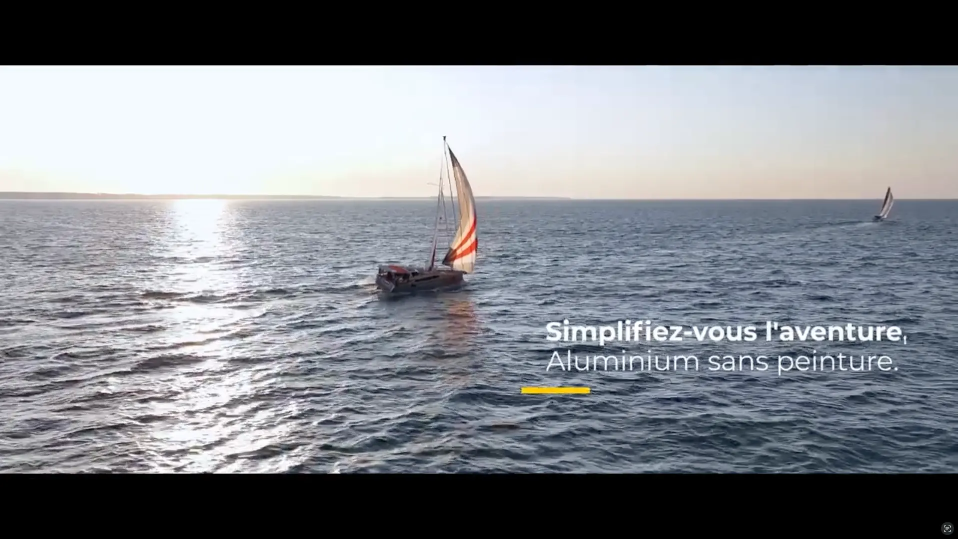 OVNI 430 simplifiez-vous l'aventure en aluminium brut