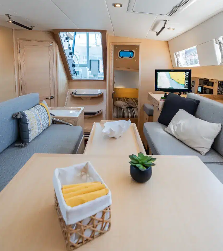 OVNI 430 carré intérieur personnalisé