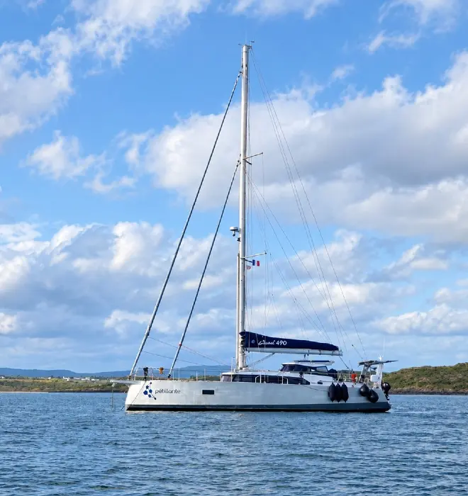 OVNI 490 carnet de voyage