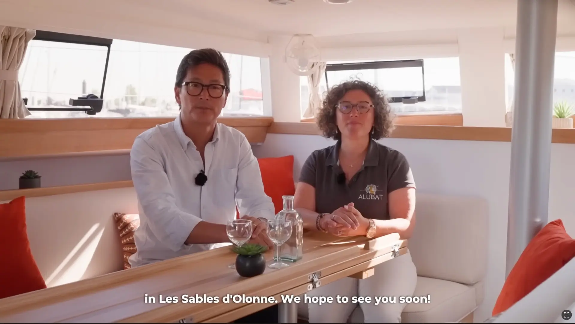 OVNI 490 vidéo de visite guidée Alubat